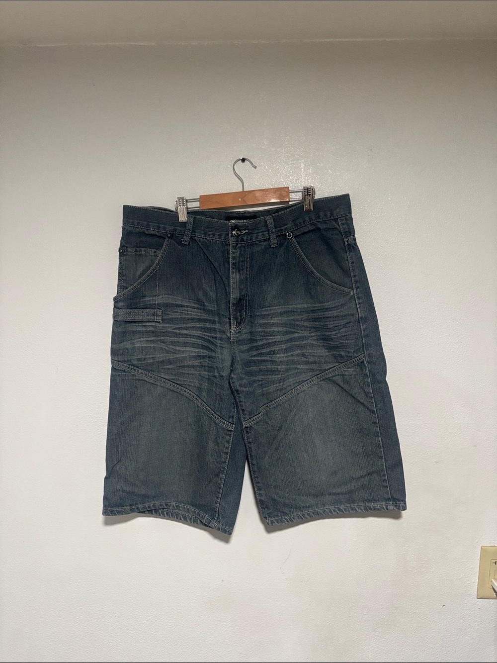 VINTAGE Y2K Men’s baggy ecko shorts waist size 34